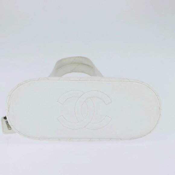 CHANEL Matelasse Tote Bag Grained Calf Skin White CC Auth bs30478 - Picture 6 of 16